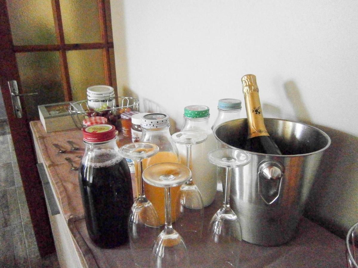 Le Charhido Bed & Breakfast Saint-Fort-sur-Gironde Bagian luar foto