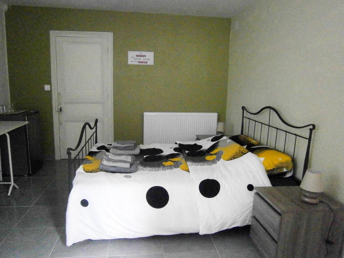 Le Charhido Bed & Breakfast Saint-Fort-sur-Gironde Bagian luar foto