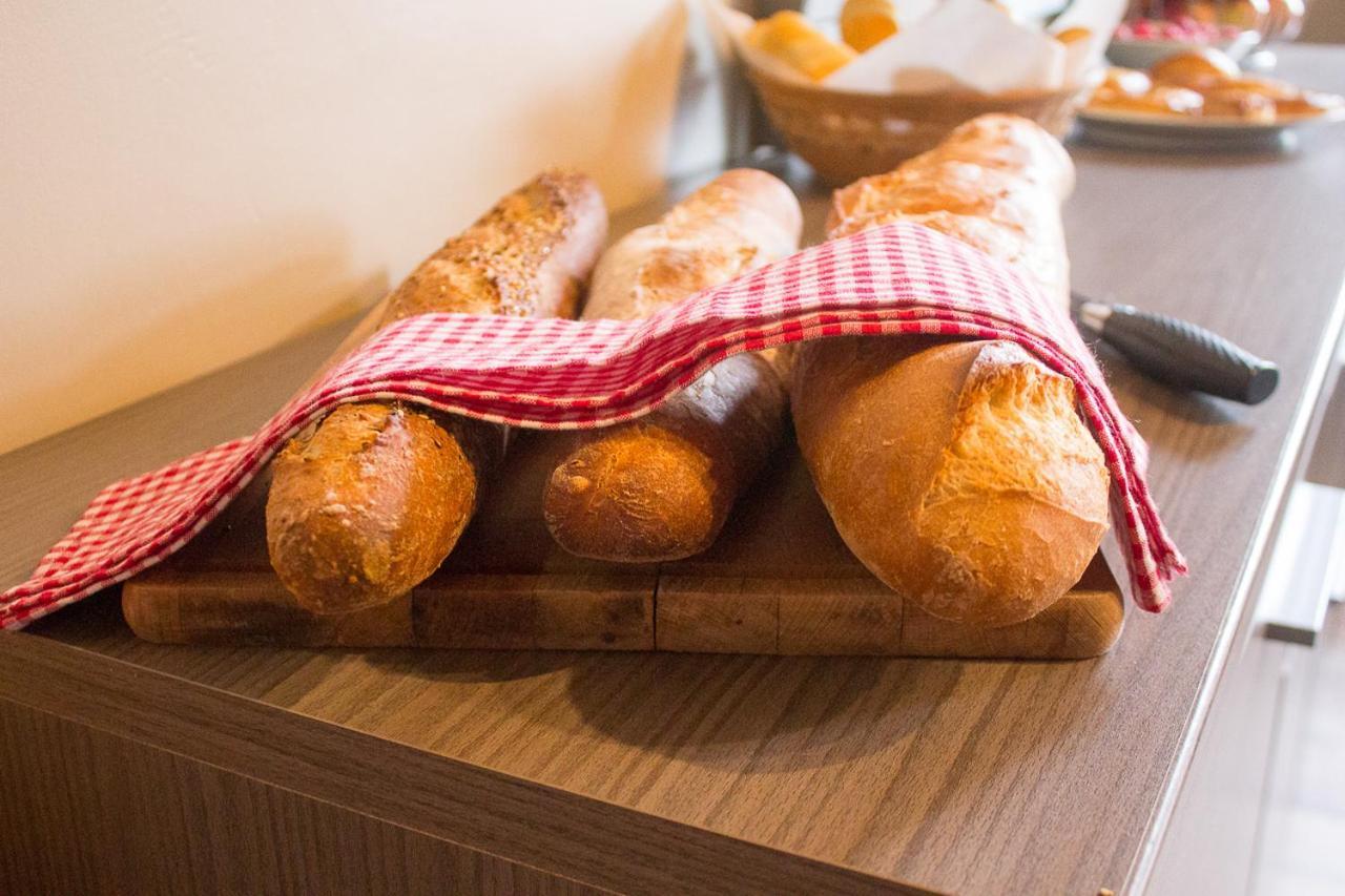 Le Charhido Bed & Breakfast Saint-Fort-sur-Gironde Bagian luar foto