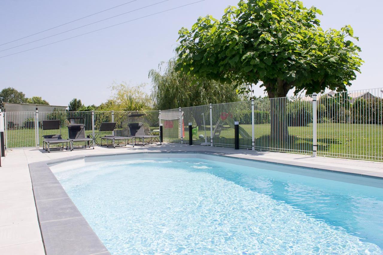 Le Charhido Bed & Breakfast Saint-Fort-sur-Gironde Bagian luar foto