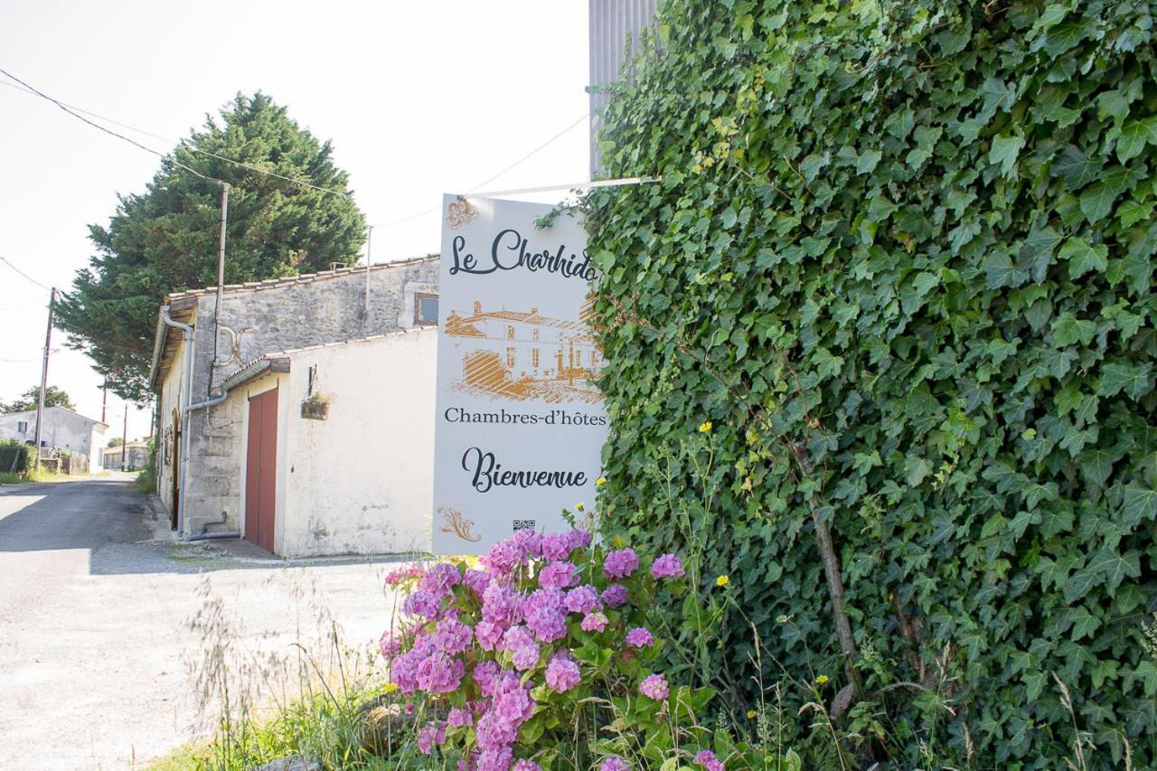 Le Charhido Bed & Breakfast Saint-Fort-sur-Gironde Bagian luar foto